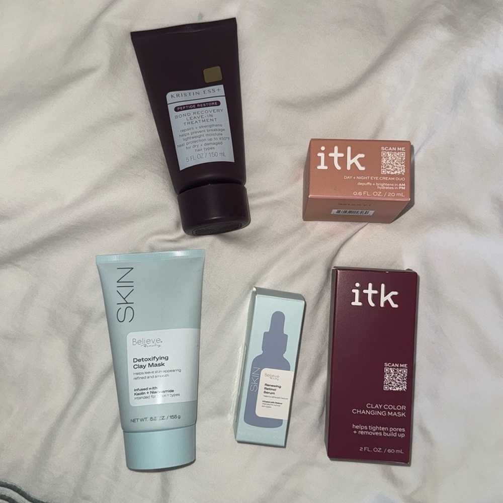 NEW IN BOX Skincare & Haircare Bundle
